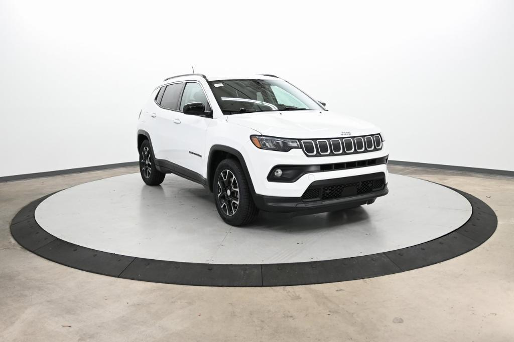 used 2022 Jeep Compass car, priced at $21,000