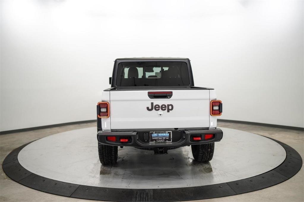 new 2024 Jeep Gladiator car, priced at $43,768