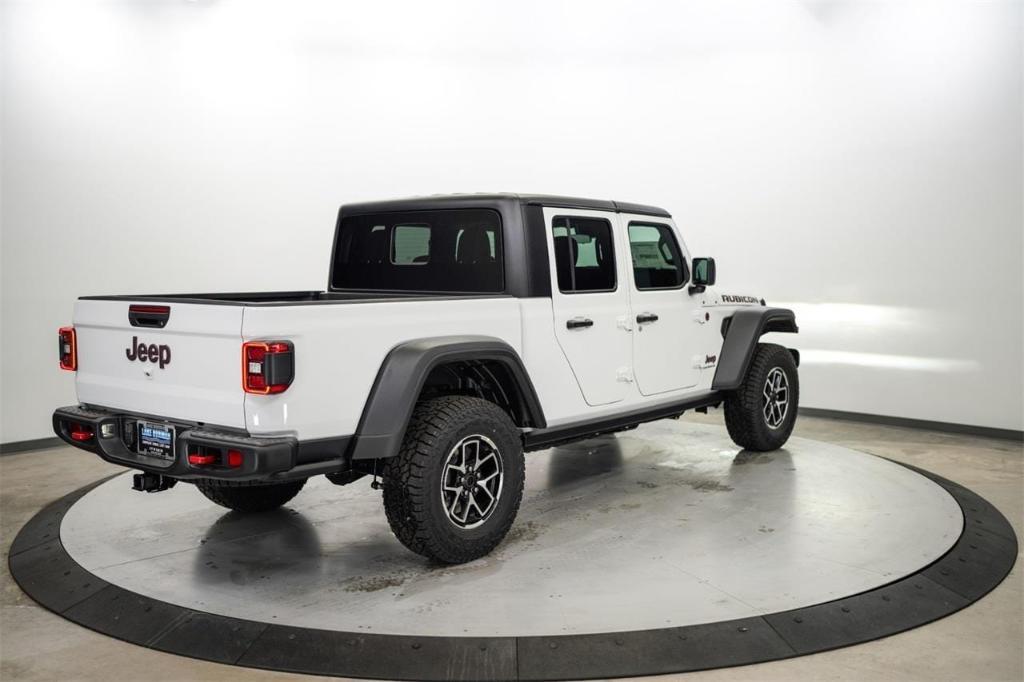 new 2024 Jeep Gladiator car, priced at $43,768