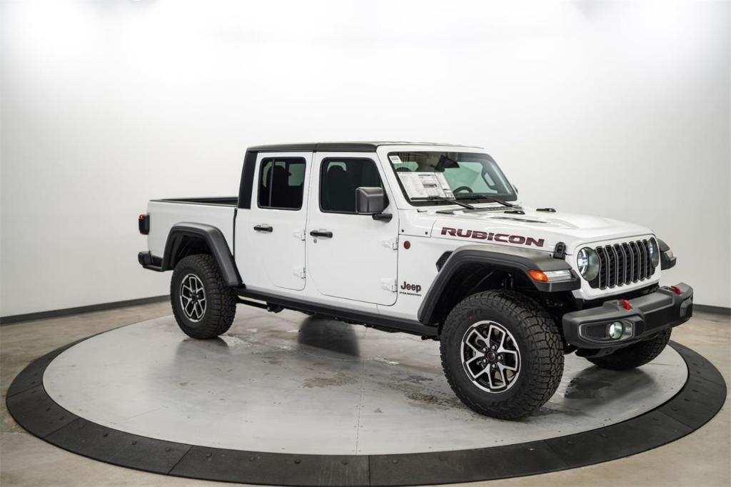 new 2024 Jeep Gladiator car, priced at $43,768