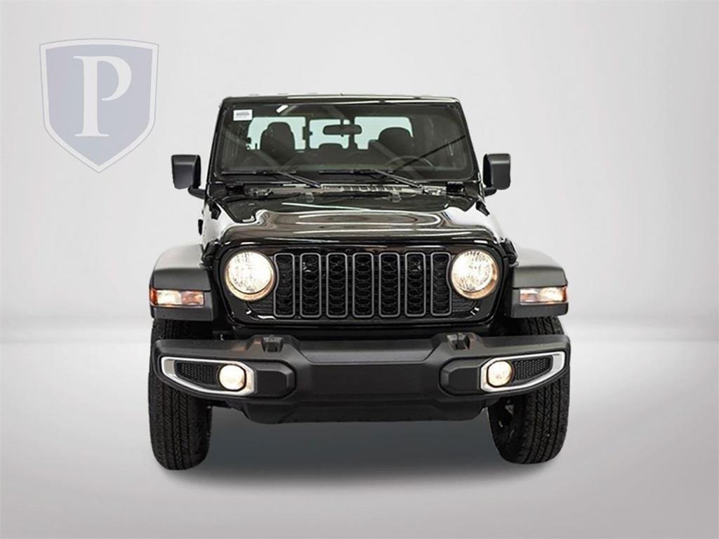 new 2024 Jeep Gladiator car, priced at $37,749