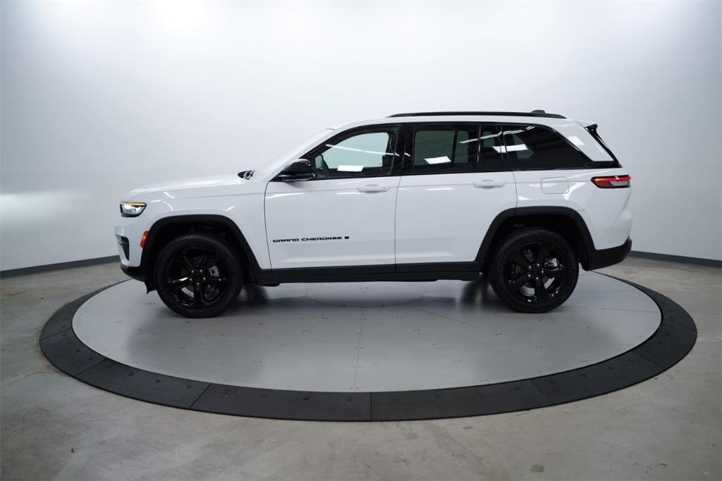 used 2023 Jeep Grand Cherokee car, priced at $35,500