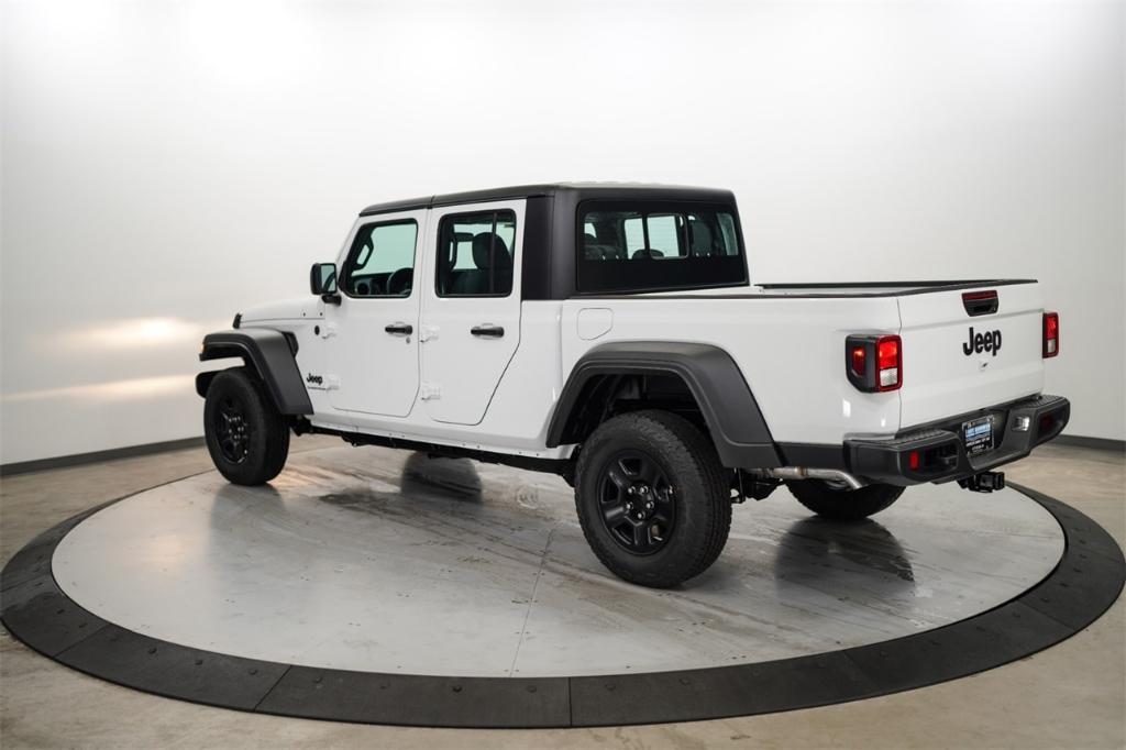 new 2024 Jeep Gladiator car, priced at $37,861