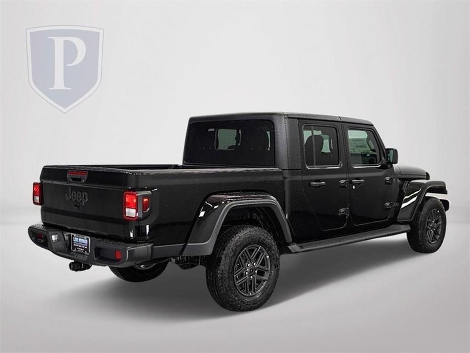 new 2024 Jeep Gladiator car, priced at $43,296