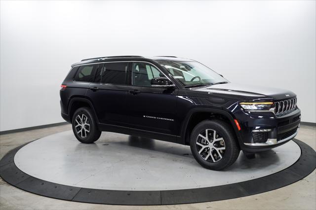 new 2024 Jeep Grand Cherokee L car, priced at $49,622