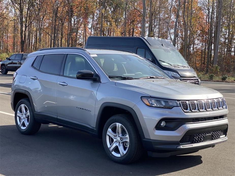 new 2024 Jeep Compass car, priced at $33,041