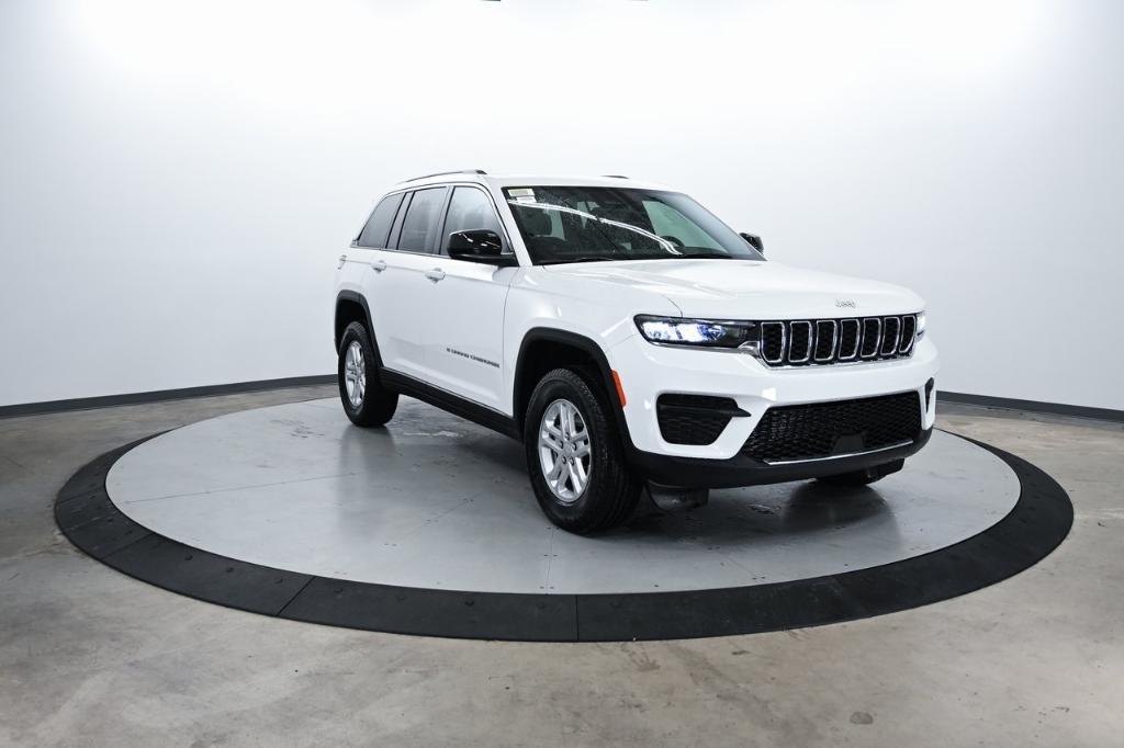 new 2025 Jeep Grand Cherokee car, priced at $34,830