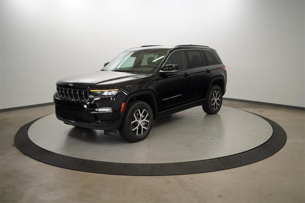 new 2025 Jeep Grand Cherokee car, priced at $44,060