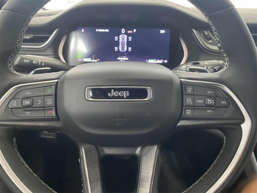 new 2025 Jeep Grand Cherokee car, priced at $44,060