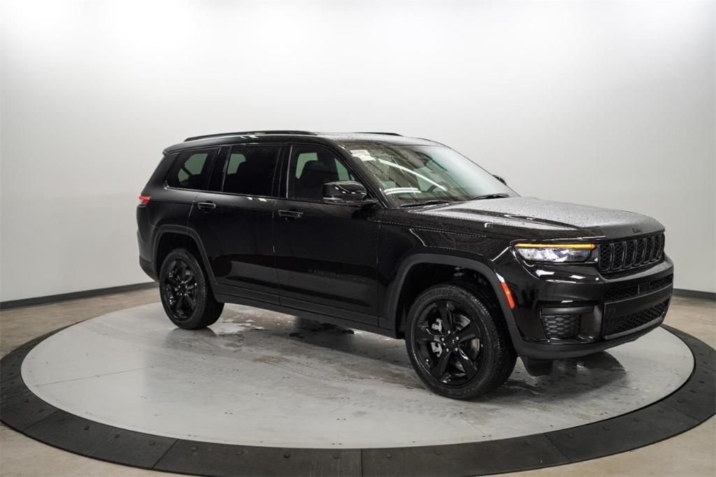 new 2024 Jeep Grand Cherokee L car, priced at $42,420