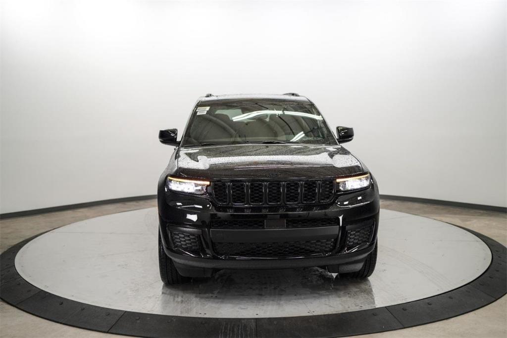 new 2024 Jeep Grand Cherokee L car, priced at $42,420