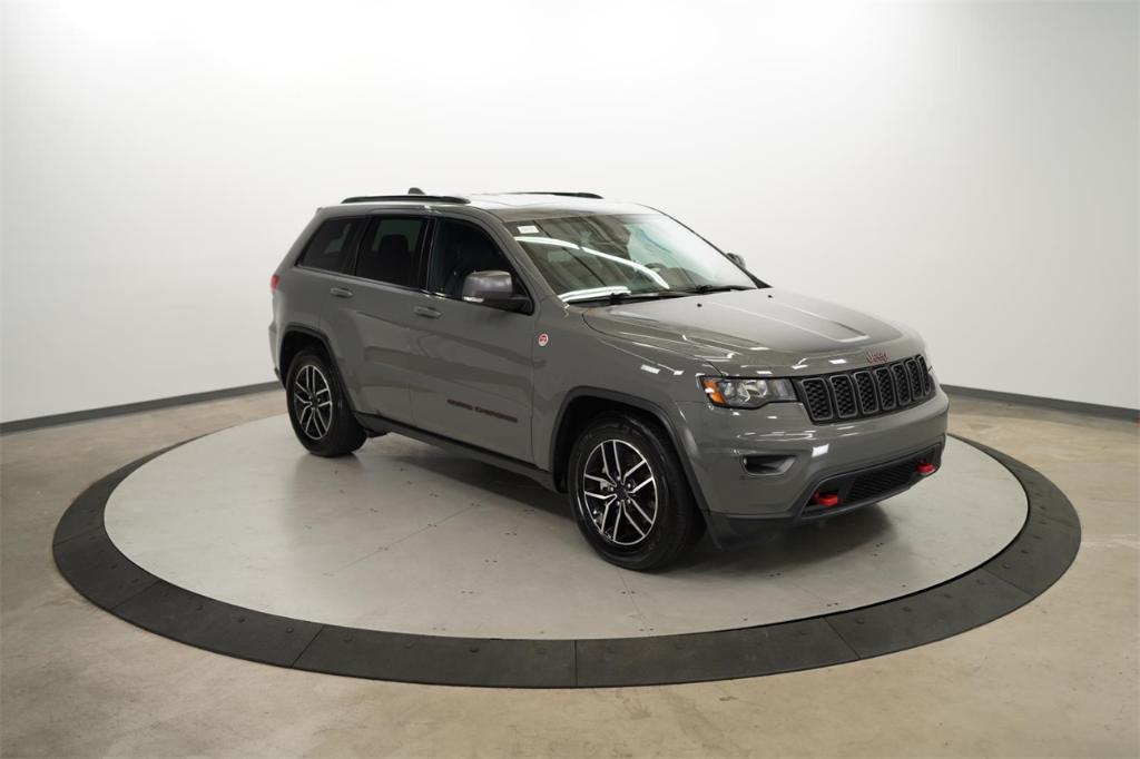 used 2021 Jeep Grand Cherokee car, priced at $28,500