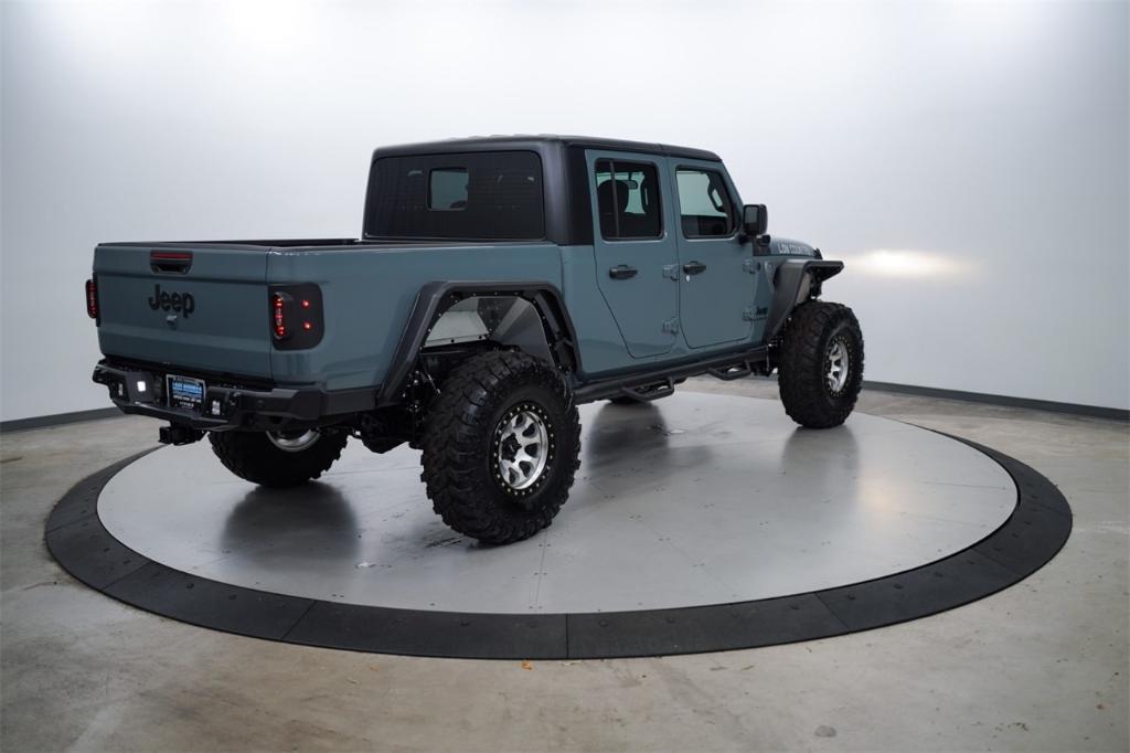 new 2024 Jeep Gladiator car, priced at $55,950