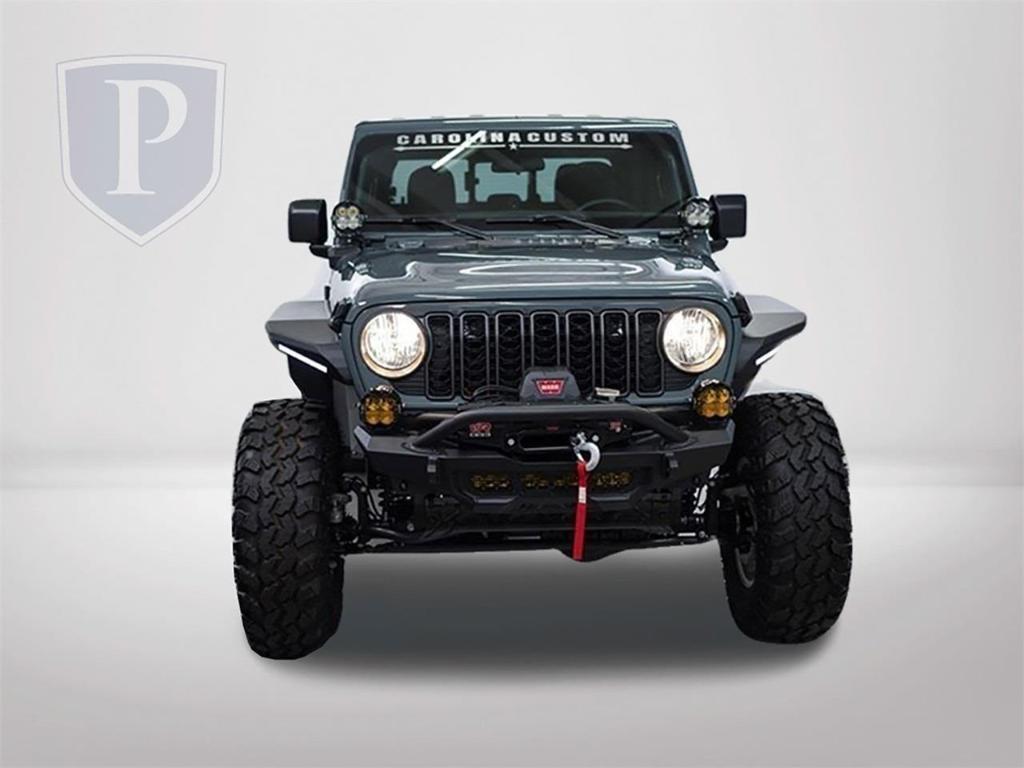 new 2024 Jeep Gladiator car, priced at $57,744