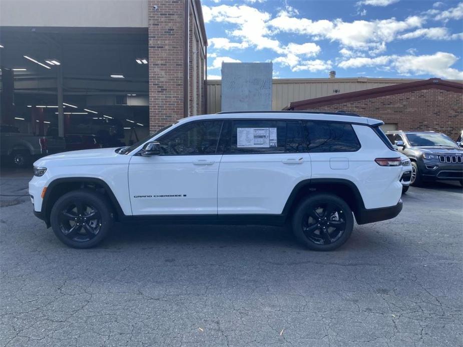 new 2025 Jeep Grand Cherokee L car, priced at $41,830