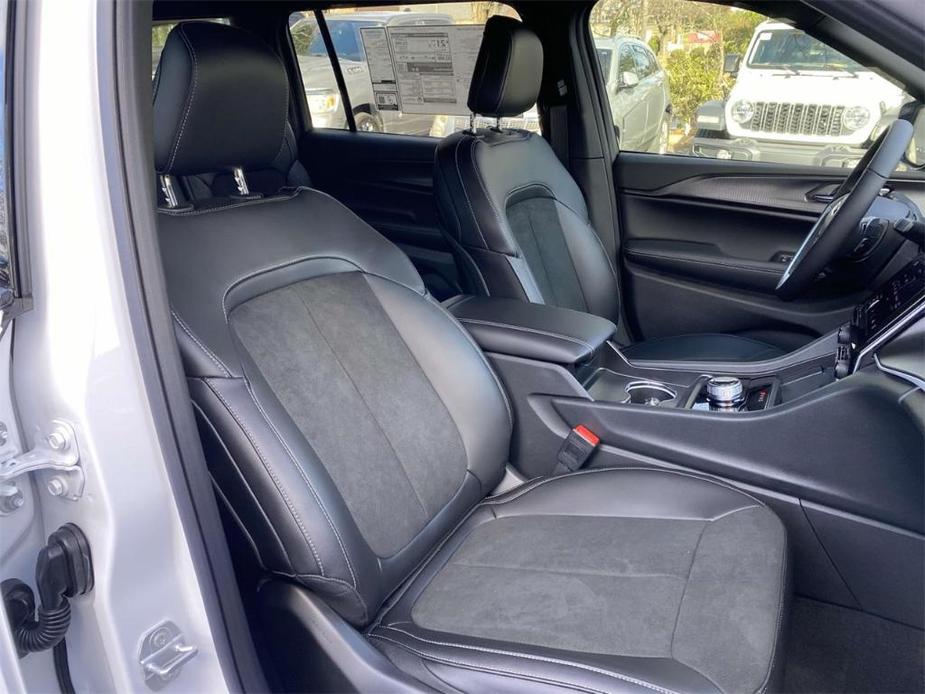 new 2025 Jeep Grand Cherokee L car, priced at $41,830