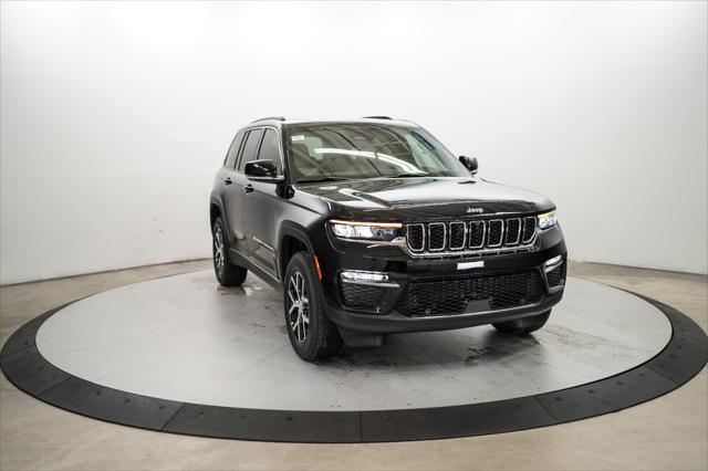 new 2024 Jeep Grand Cherokee car, priced at $49,155