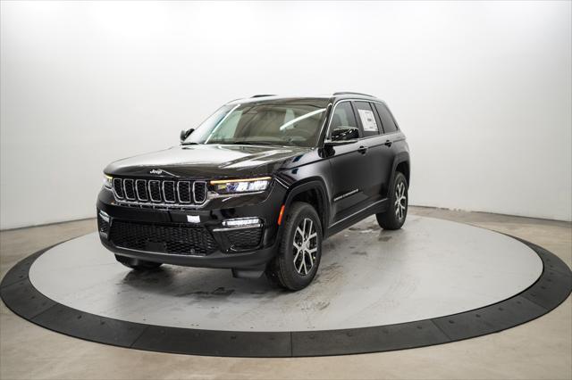 new 2024 Jeep Grand Cherokee car, priced at $49,155