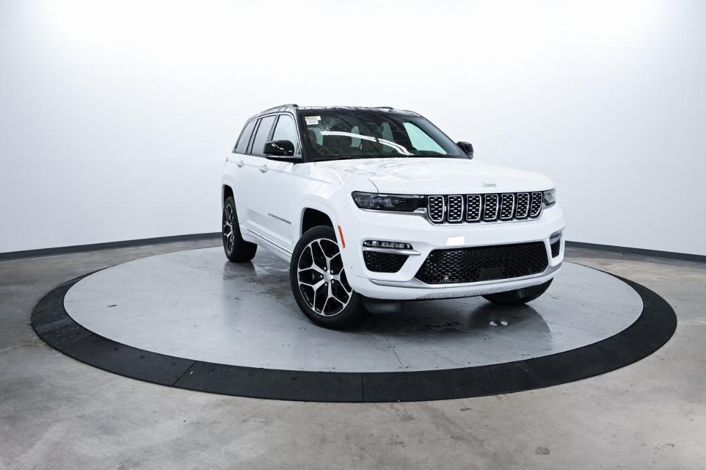 new 2025 Jeep Grand Cherokee car, priced at $66,105