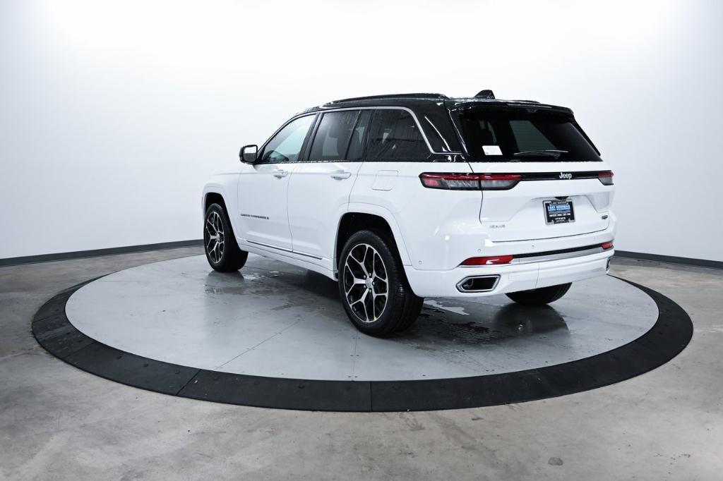 new 2025 Jeep Grand Cherokee car, priced at $61,605