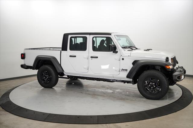 new 2024 Jeep Gladiator car, priced at $47,111