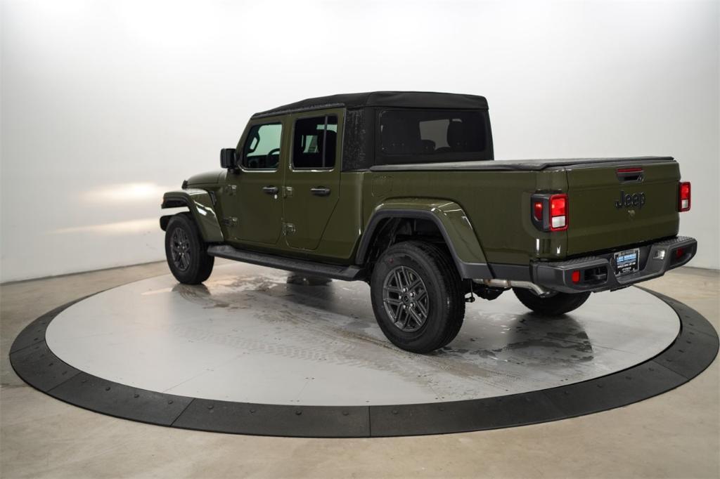 new 2024 Jeep Gladiator car, priced at $43,836