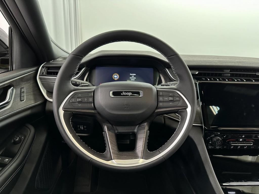 new 2025 Jeep Grand Cherokee L car, priced at $48,040