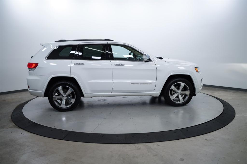 used 2015 Jeep Grand Cherokee car, priced at $17,500