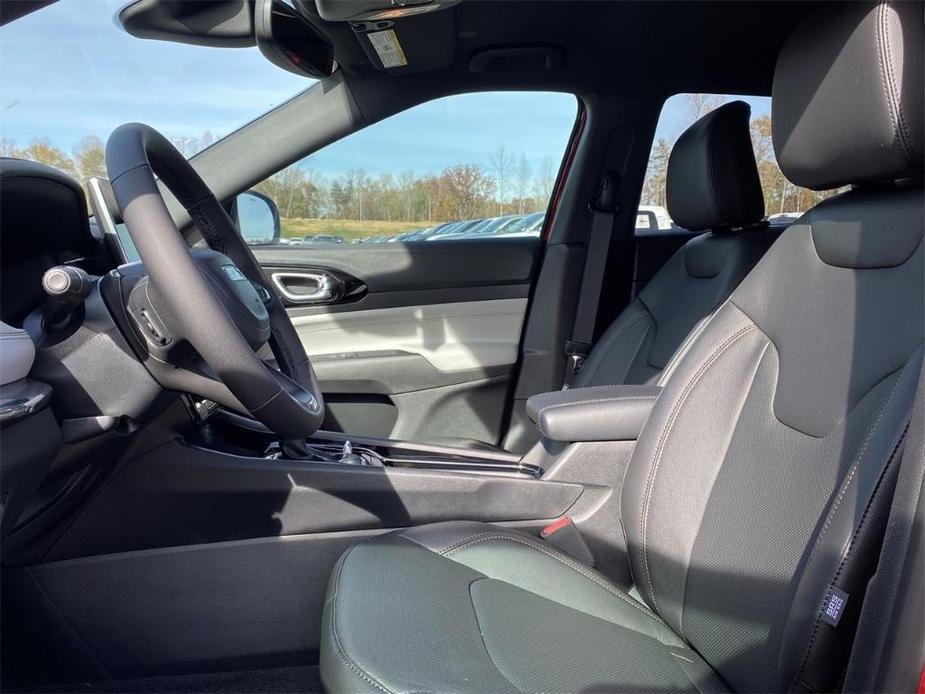 new 2024 Jeep Compass car, priced at $42,542