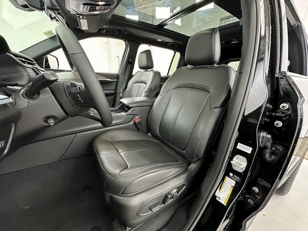 new 2025 Jeep Grand Cherokee L car, priced at $52,555