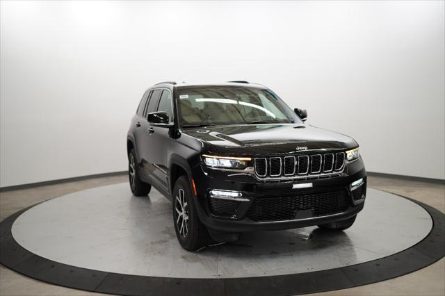 new 2024 Jeep Grand Cherokee car, priced at $44,925