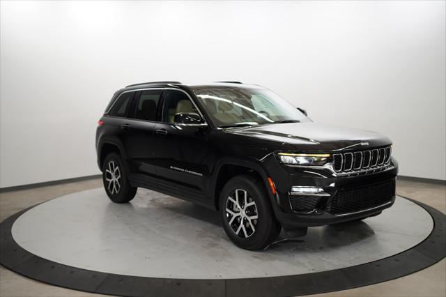 new 2024 Jeep Grand Cherokee car, priced at $44,925