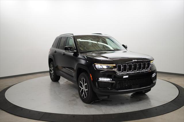 new 2024 Jeep Grand Cherokee car, priced at $44,925