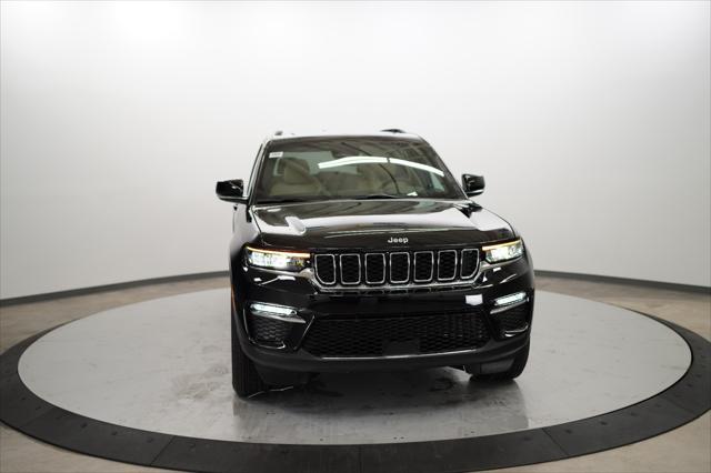 new 2024 Jeep Grand Cherokee car, priced at $44,925