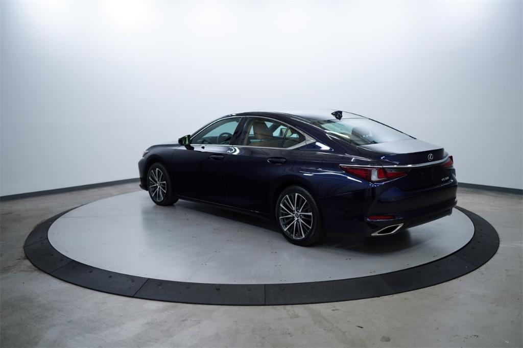 used 2022 Lexus ES 350 car, priced at $37,000