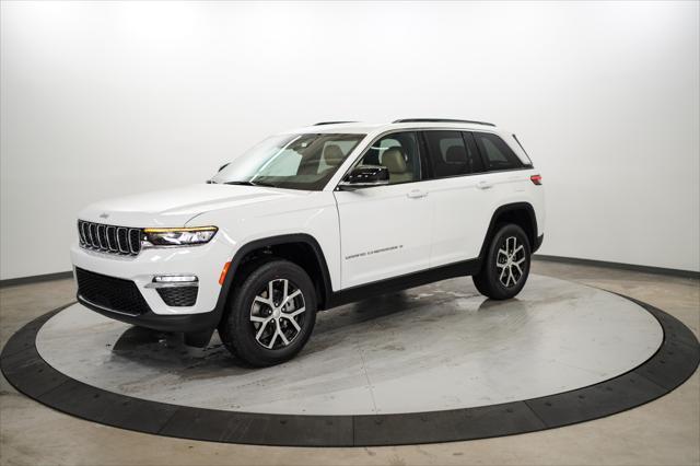 new 2024 Jeep Grand Cherokee car, priced at $44,389