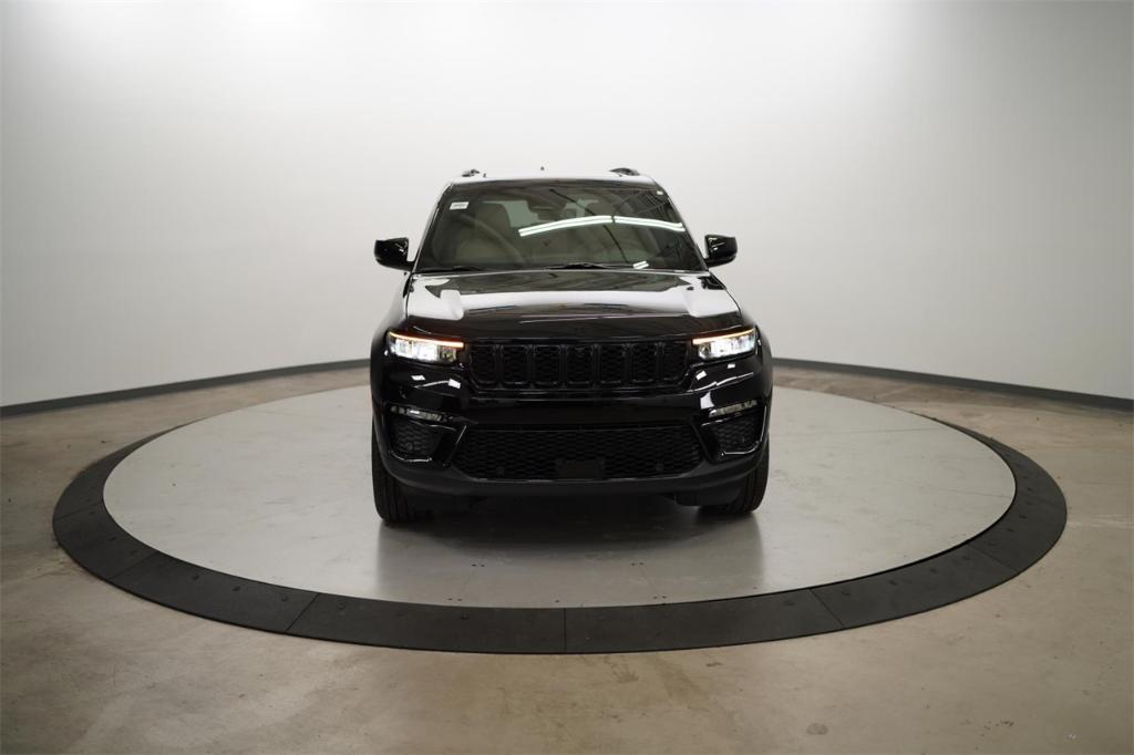 new 2025 Jeep Grand Cherokee car, priced at $47,710