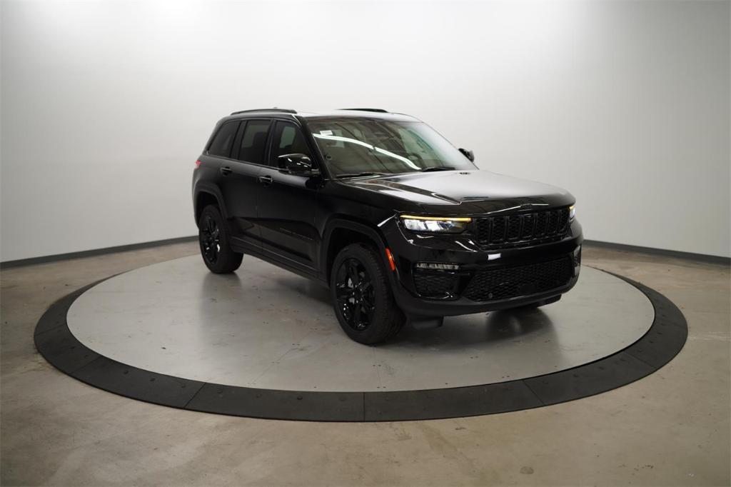 new 2025 Jeep Grand Cherokee car, priced at $47,710