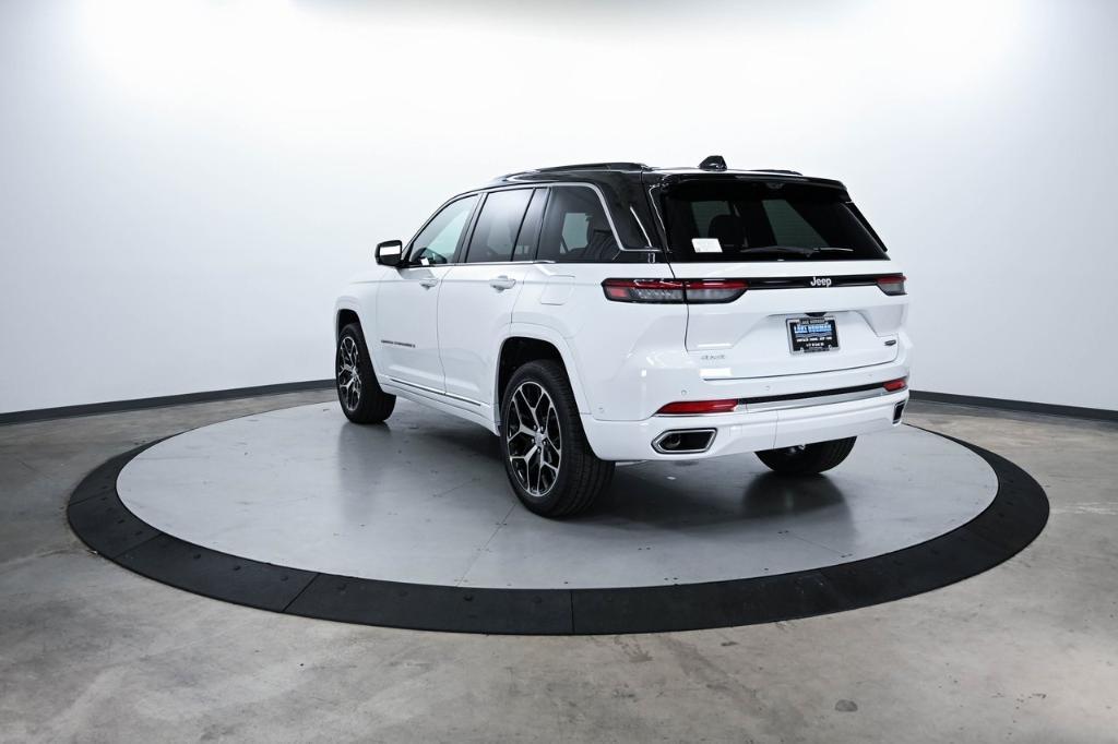 new 2025 Jeep Grand Cherokee car, priced at $61,605