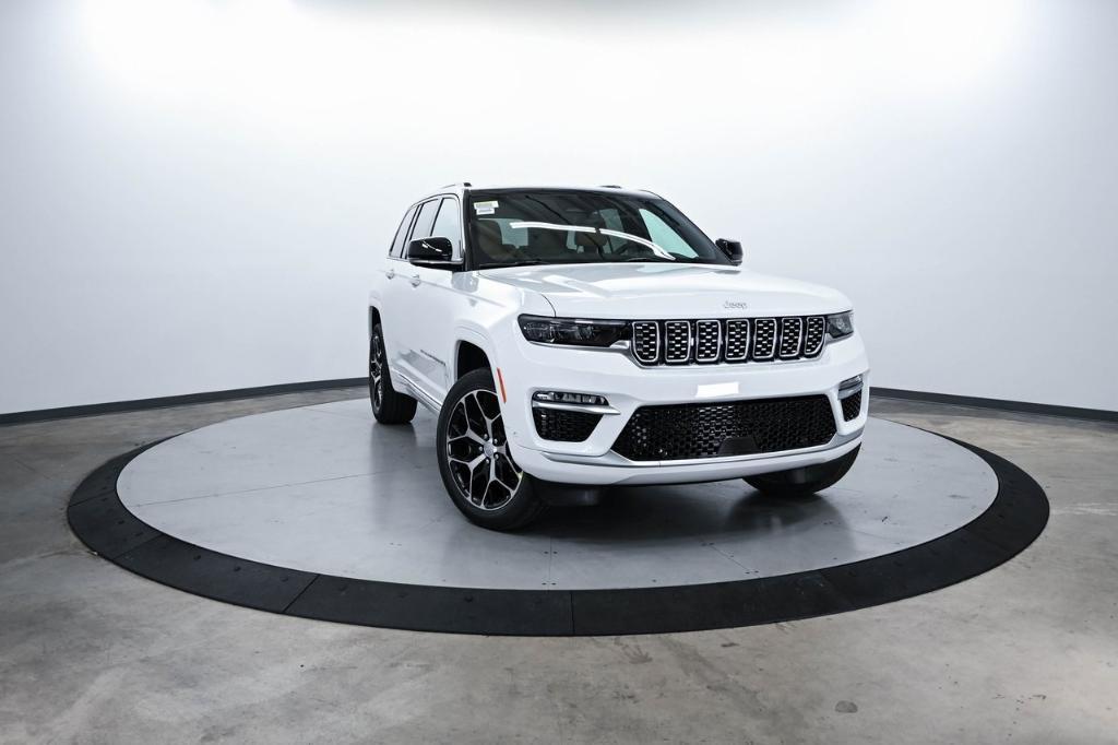 new 2025 Jeep Grand Cherokee car, priced at $66,105