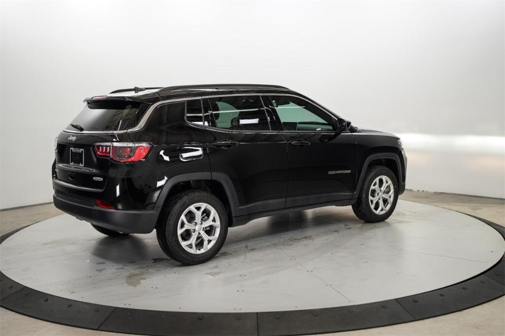 new 2024 Jeep Compass car, priced at $28,032