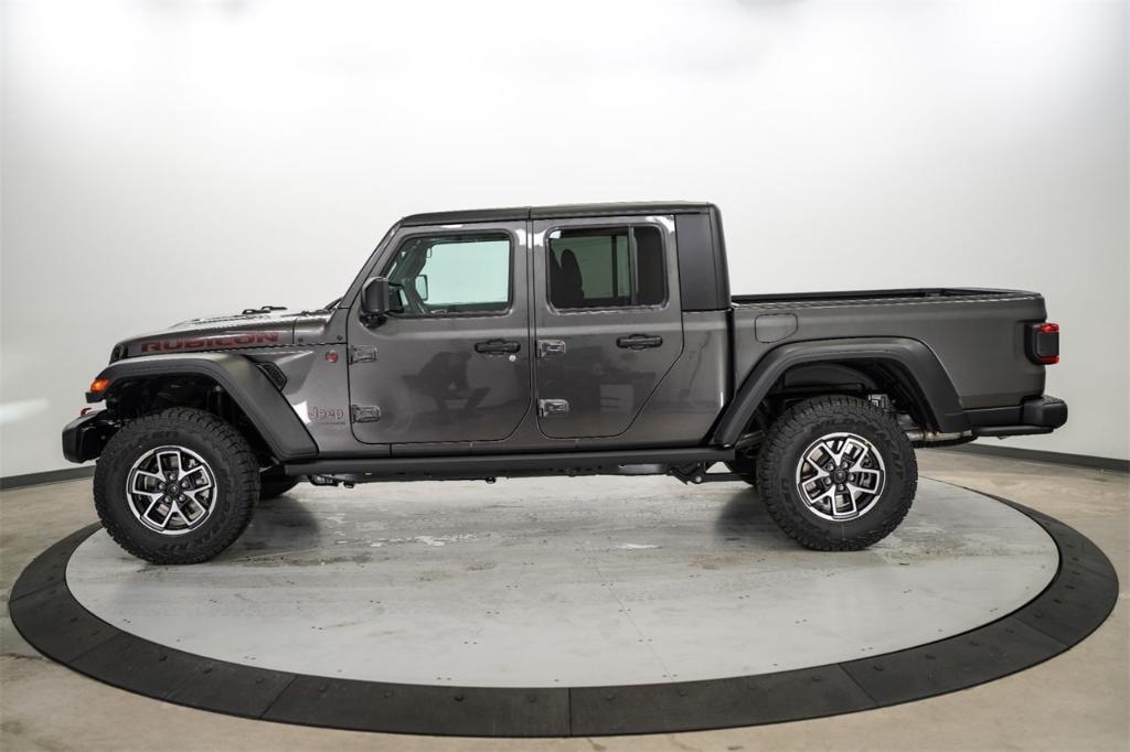 new 2024 Jeep Gladiator car, priced at $50,525