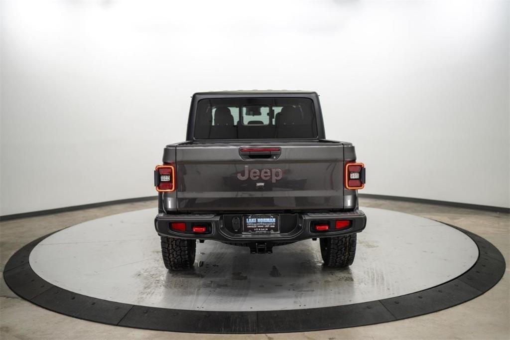 new 2024 Jeep Gladiator car, priced at $50,275