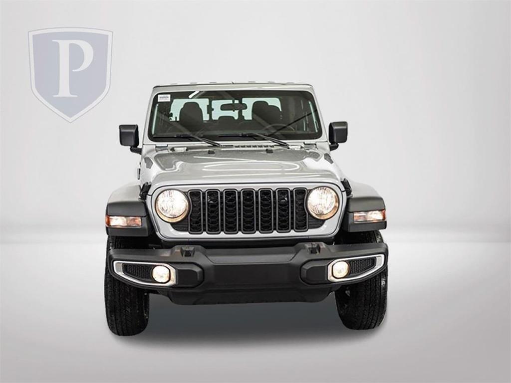 new 2024 Jeep Gladiator car, priced at $37,749