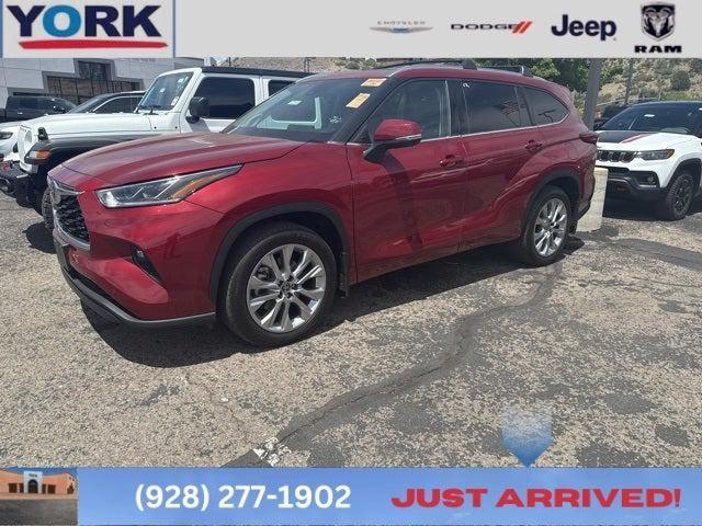 used 2023 Toyota Highlander car, priced at $47,121