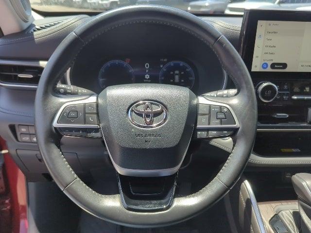 used 2023 Toyota Highlander car, priced at $43,880