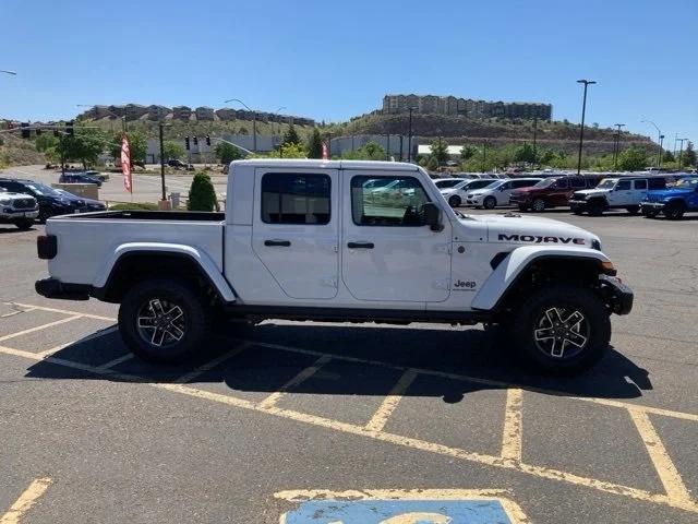 new 2024 Jeep Gladiator car, priced at $60,002