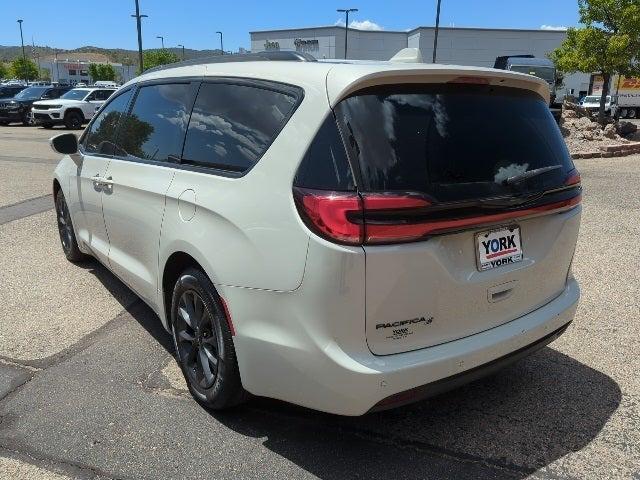 used 2021 Chrysler Pacifica car, priced at $23,255