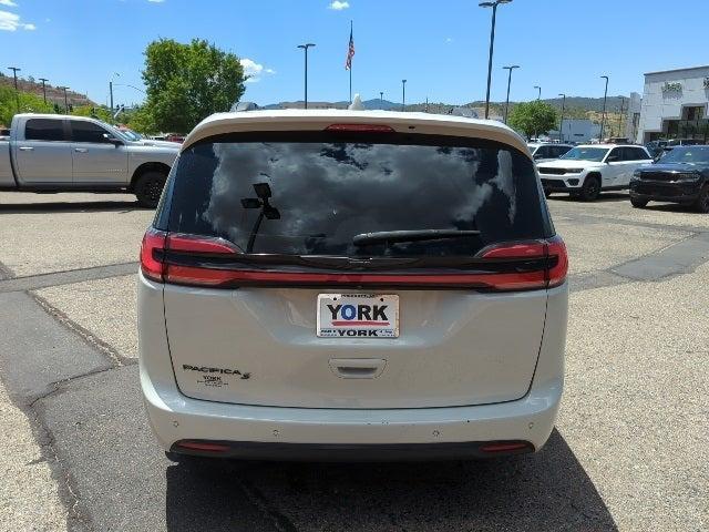 used 2021 Chrysler Pacifica car, priced at $23,255