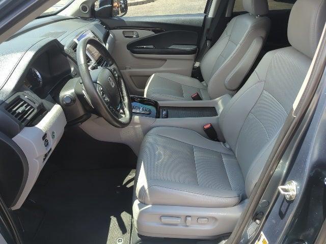 used 2017 Honda Pilot car, priced at $25,407